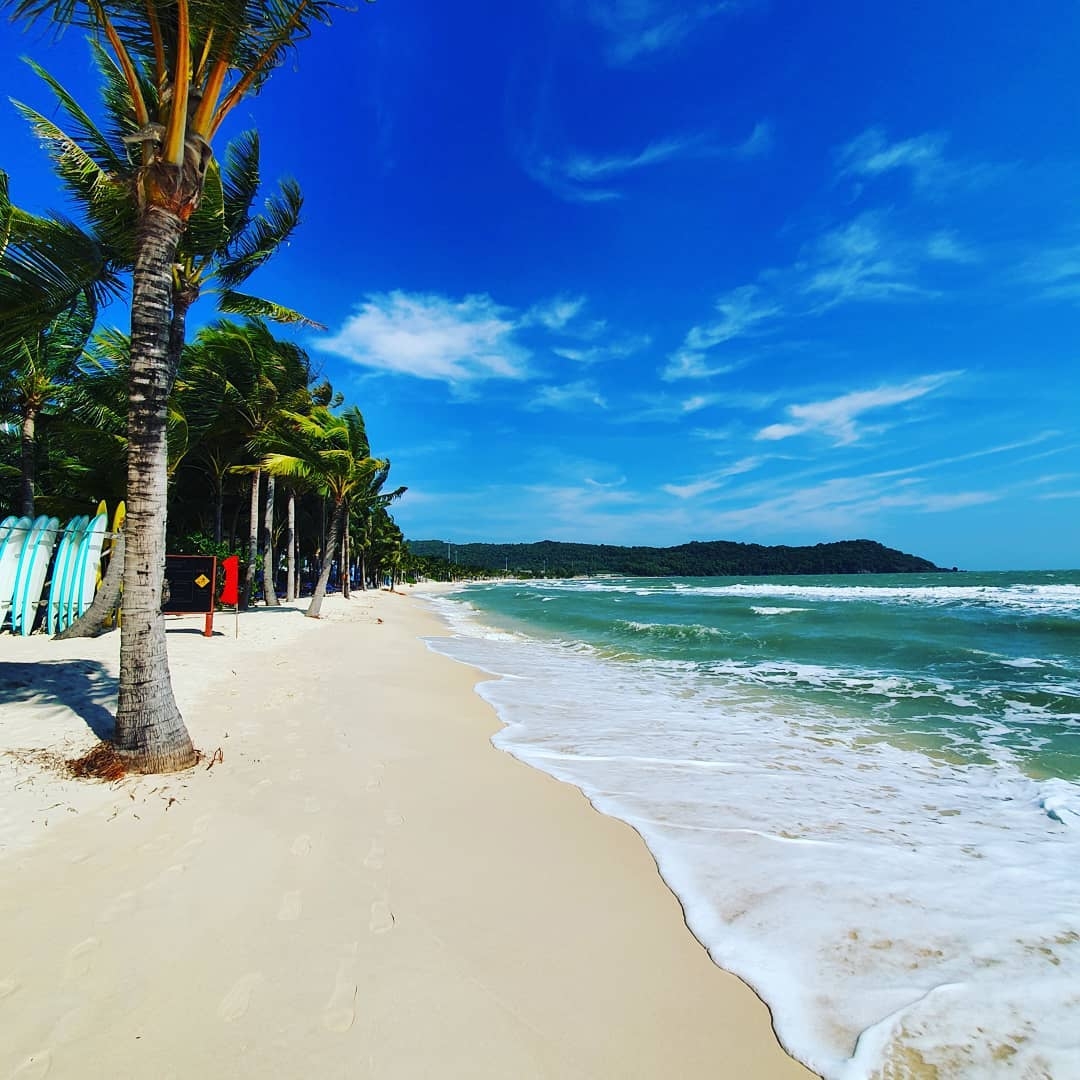 phu quoc co dia diem an choi gi ma gioi tre me tit den vay