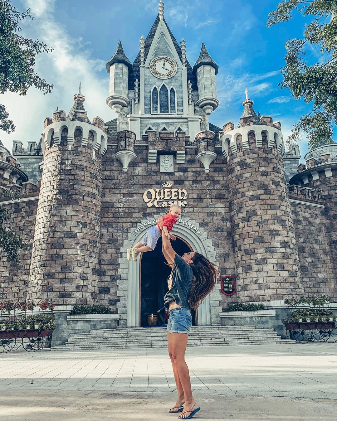 phu quoc co dia diem an choi gi ma gioi tre me tit den vay