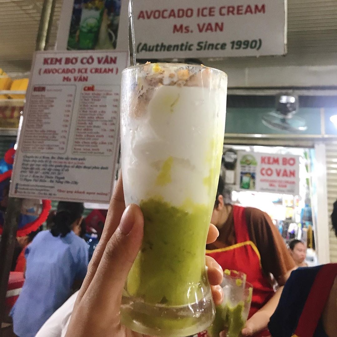 khach tay chi diem nhung mon an ngon o 3 khu cho noi tieng o da nang