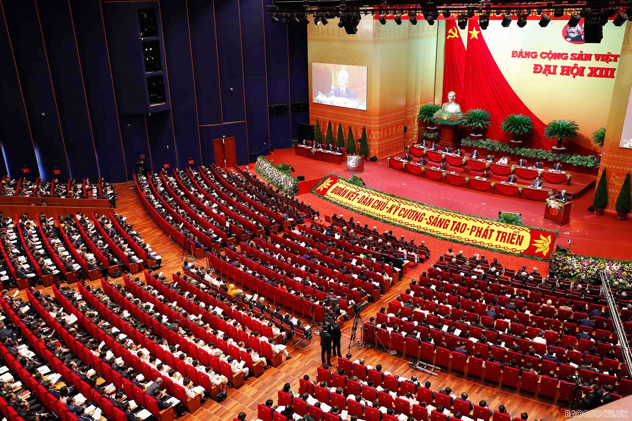 Đại hội XIII: Phát huy vai trò tiên phong của đối ngoại, triển khai nền ngoại giao toàn diện, hiện đại