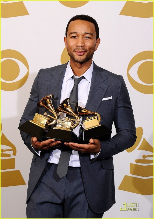 Huyền thoại âm nhạc Mỹ John Legend sắp đến Việt Nam biểu diễn tại Lễ trao giải VinFuture?