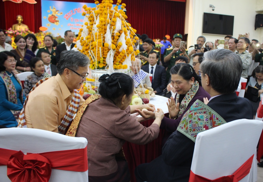 viet nam luon nguyen cung lao phat huy truyen thong doan ket huu nghi dac biet