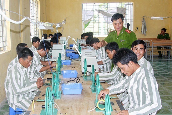 Tạo điều kiện thuận lợi cho người chấp hành xong hình phạt tù ổn định cuộc sống