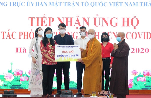 Tổ chức, cá nhân trong các tôn giáo đã ủng hộ gần 19 tỉ đồng chống dịch COVID-19