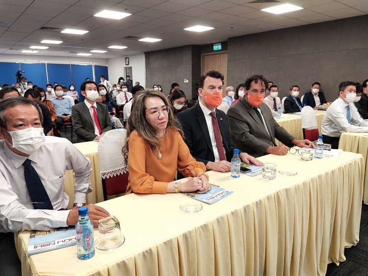 Kỉ niệm  48 năm thiết lập quan hệ ngoại giao Việt Nam - Hà Lan