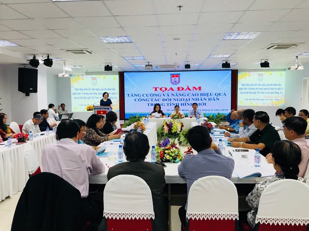 chu tich vufo nguyen phuong nga doi ngoai nhan dan thuc day hoa binh va phat trien