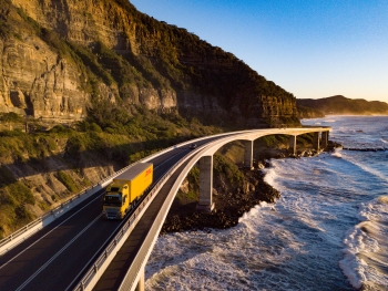 dhl supply chain dat duoc thoa thuan mua lai 100 co phan cua the glen cameron group australia