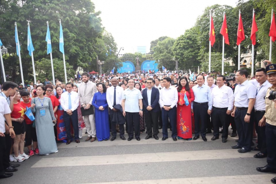 Bạn bè quốc tế chung vui dịp 20 năm Hà Nội được UNESCO vinh danh “Thành phố vì hòa bình” ban be quoc te chung vui dip 20 nam ha noi duoc unesco vinh danh la thanh pho vi hoa binh