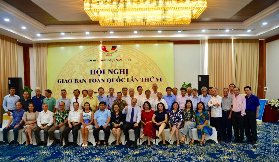 doi ngoai nhan dan viet nam duc tac dong tich cuc den quan he hai nuoc