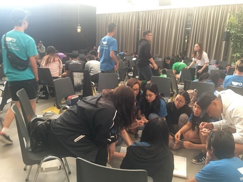 180 thanh niên, sinh viên ưu tú của Việt Nam tại châu Âu khai mạc Hội trại 180 thanh niên, sinh viên ưu tú của Việt Nam tại châu Âu khai mạc Hội trại