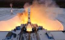 nhieu tap doan lon the gioi quang ba thiet bi phuong tien chien dau tai viet nam