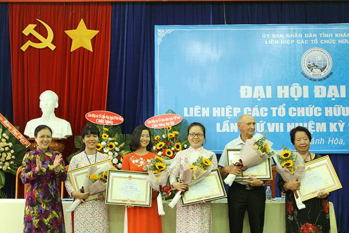 Ông Lê Trung Hưng được bầu làm Chủ tịch Liên hiệp các tổ chức hữu nghị tỉnh Khánh Hòa