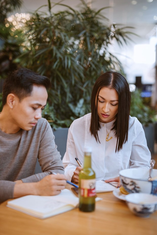 Co gai goc Viet lot top Forbes 30 Slovakia: Pho la soi day lien ket hinh anh 3