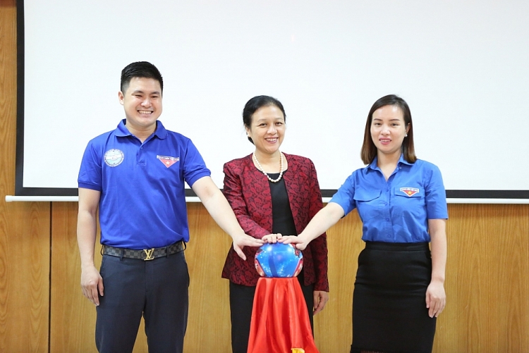 doan thanh nien vufo ra mat thu vien truc tuyen