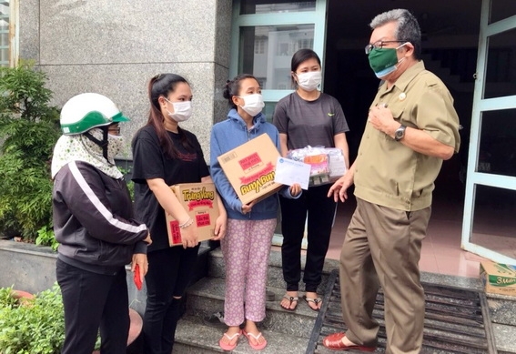 Thăm hỏi, động viên lưu học sinh Lào và Campuchia đang học tập trên địa bàn tỉnh Đồng Nai
