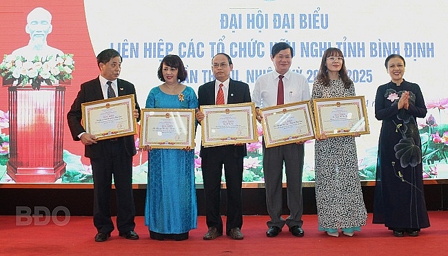 Ông Mai Thanh Thắng tái đắc cử Chủ tịch Liên hiệp tỉnh Bình Định khoá III