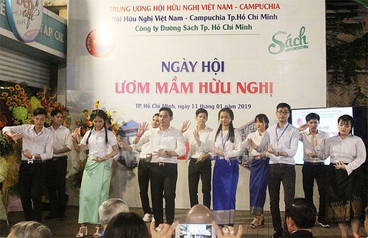 Toàn văn phát biểu của Trưởng Ban Dân vận Trung ương tại Đại hội đại biểu toàn quốc Hội hữu nghị Việt Nam – Campuchia lần thứ V