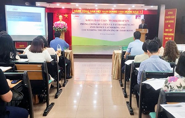 Ngân hàng cần đào tạo phòng chống rửa tiền và tài trợ khủng bố