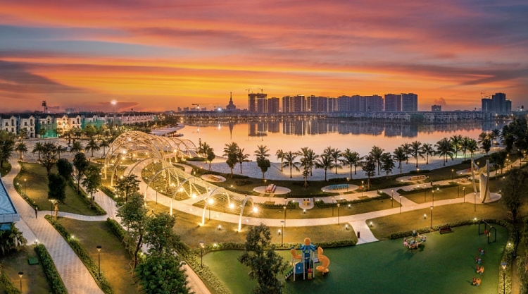 Vinhomes là doanh nghiệp bất động sản duy nhất được Forbes vinh danh Top 5 Thương hiệu dẫn đầu Việt Nam