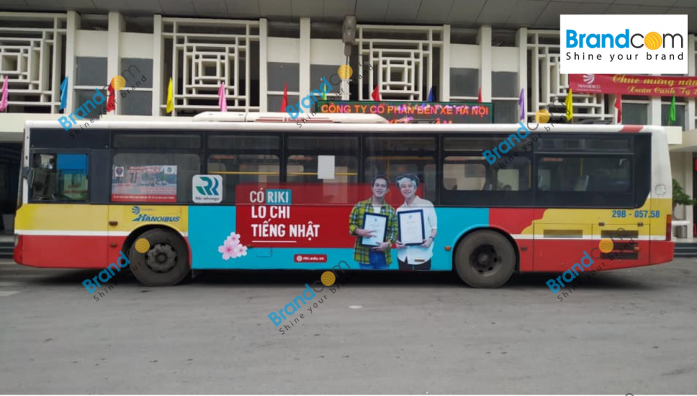 Quảng cáo trên xe bus và các hình thức quảng cáo trên xe bus hiệu quả