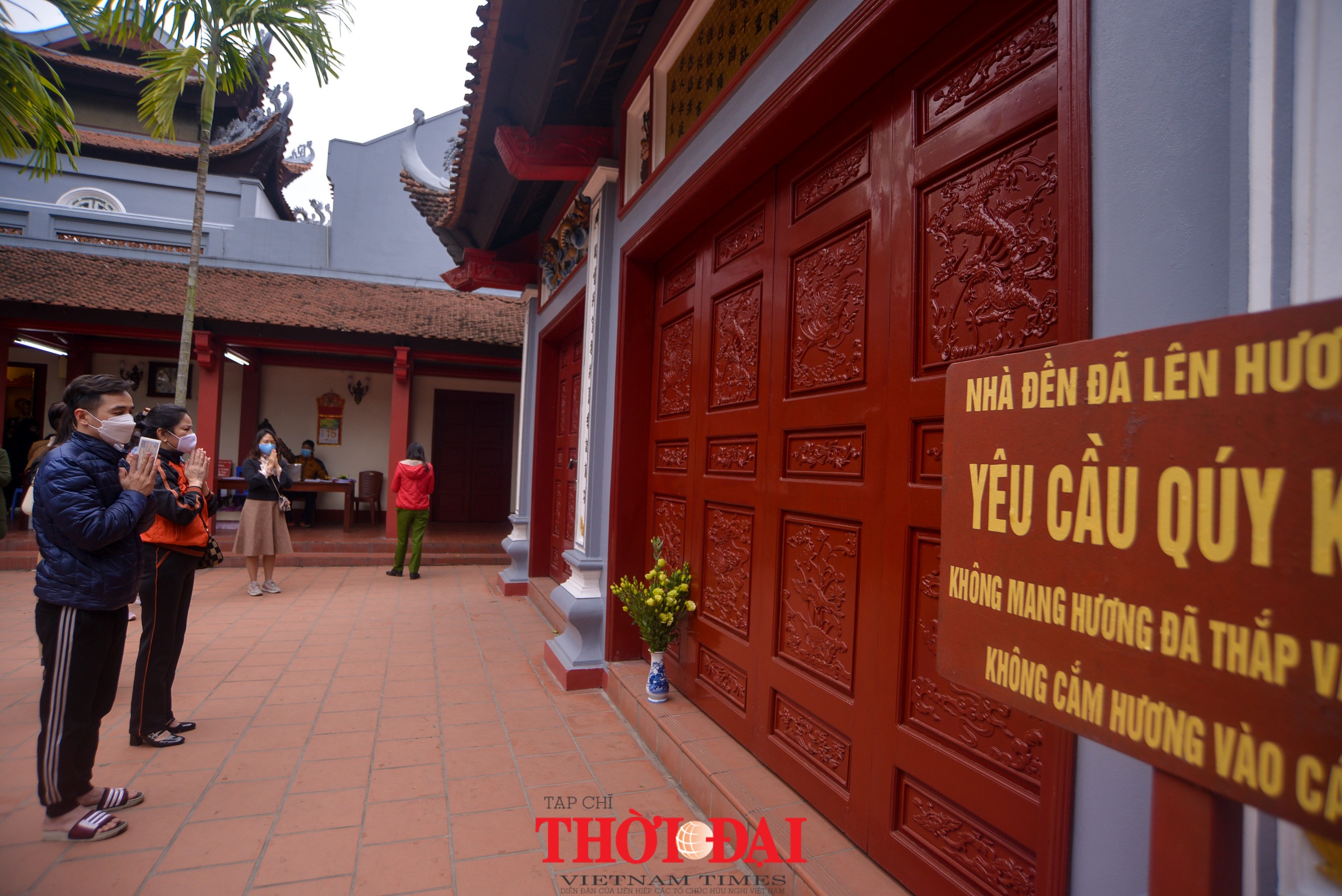 Người dân Hà Nội tấp nập đi lễ Rằm tháng Giêng Người dân Hà Nội tấp nập đi lễ rằm tháng Giêng