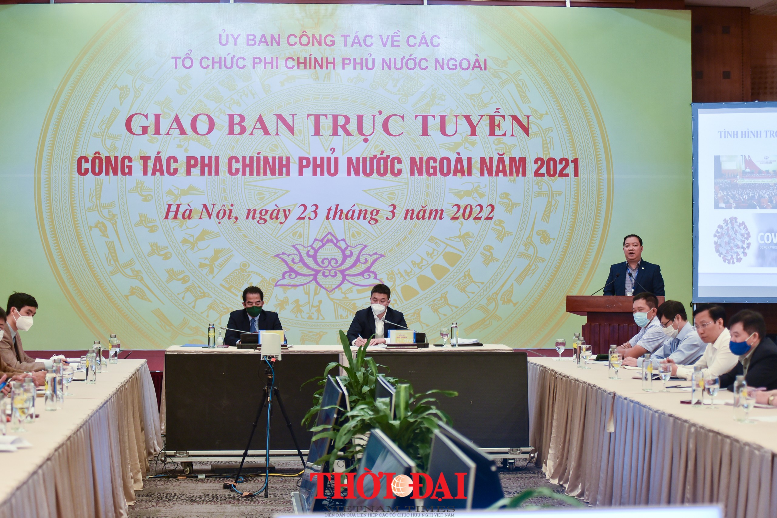 Chủ động thích ứng, sát cánh cùng Việt Nam vượt qua khó khăn của dịch bệnh
