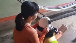 chong dung vu luc ep vo quan he tinh duc co pham toi hiep dam khong