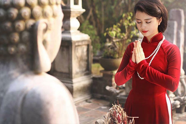 kinh nghiem di chua tet chua ha cau gi cach sam le di chua