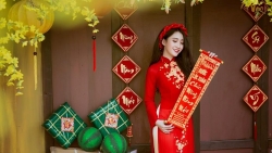 Mùng 1 Tết nên mặc đồ màu gì để vừa hợp mốt lại may mắn cả năm?