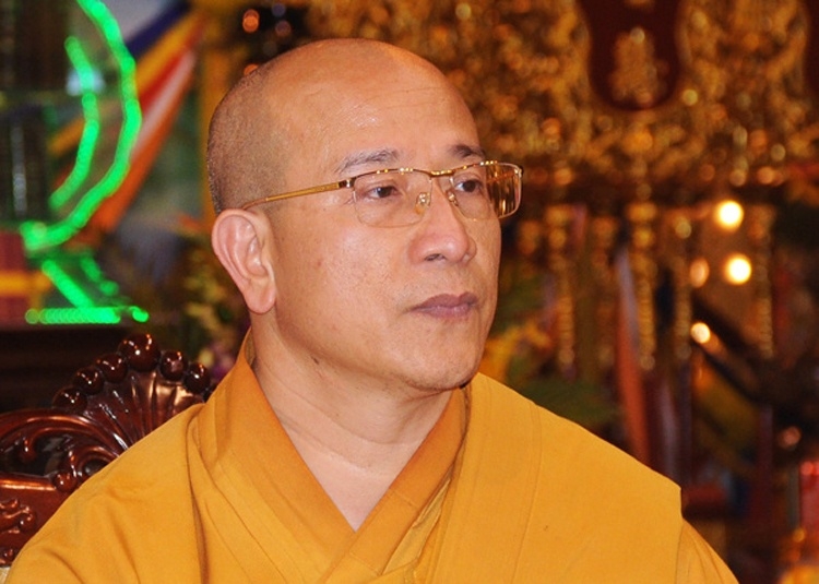 thay thich truc thai minh chua ba vang co the hoa giai virus corona