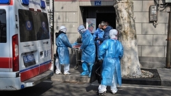 dua tin sai giua dai dich virus corona ngo thanh van bi phan ung du doi