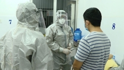 dua tin sai giua dai dich virus corona ngo thanh van bi phan ung du doi