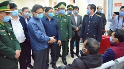 vua chao doi duoc 30 tieng be so sinh da duong tinh virus corona