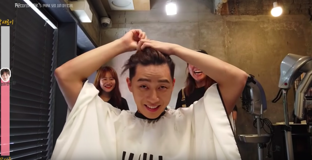 Park Seo Joon “mếu máo” xuống tóc ở hậu trường phim Tầng lớp Itaewon park seo joon meu mao xuong toc o hau truong phim tang lop itaewon