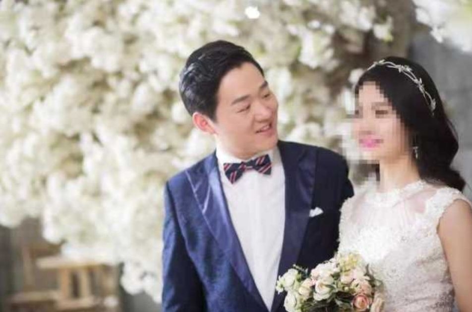 hoan dam cuoi vi covid 19 bac si vu han qua doi vi viem duong ho hap cap
