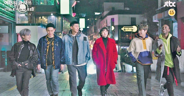 vi sao itaewon class de dang thanh bom tan dau nam 2020 o chau a