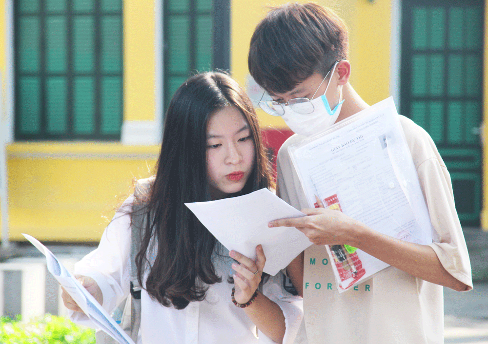 nghi dai vi covid 19 bo giao duc huong dan on ky thi thpt quoc gia 2020