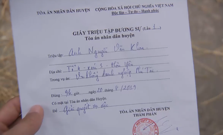 co gai nha nguoi ta tap 21 ong tai kien khoa ra toa doi boi thuong 1 ty