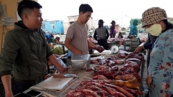 chi ruot co gai nhiem covid 19 da du show thoi trang o phap italy