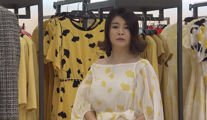 Đừng bắt em phải quên tập 2: ‘Em gái mưa’ nổi cơn ghen vì Luân tặng hoa hồng cho vợ dung bat em phai quen tap 2 em gai mua noi con ghen vi luan tang hoa hong cho vo