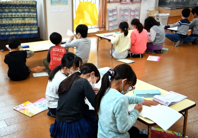nhat ban chinh phu cam nhieu truong hoc van mo cua va nhan day hoc sinh
