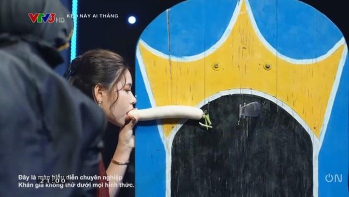 gameshow tren vtv3 lai dinh canh quay phan cam dung duc