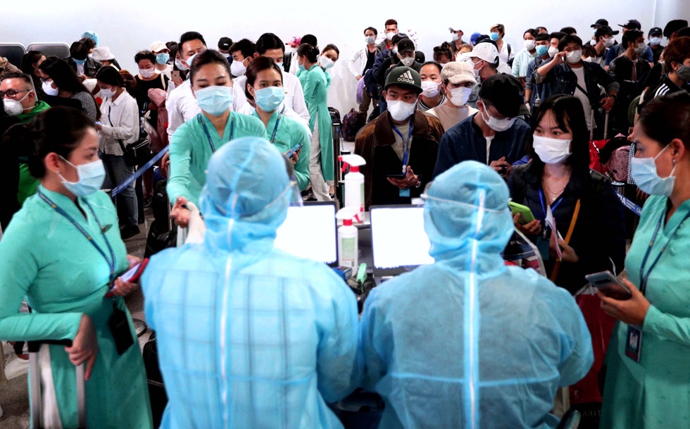 dung van chuyen hanh khach den san bay tan son nhat tu ngay 253