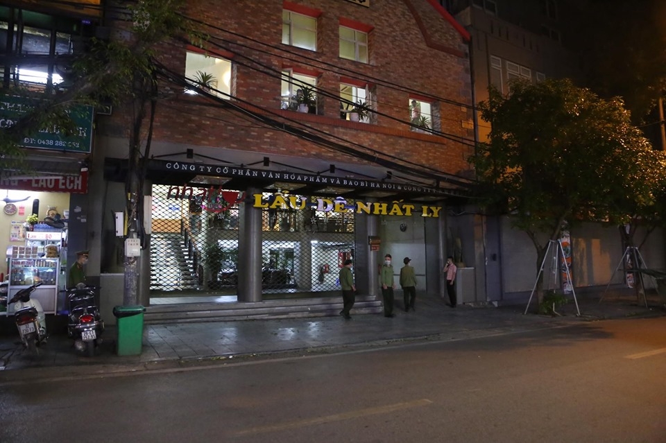 ha noi nhieu quan ca phe quan bia dong cua phong dich covid 19