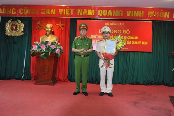 bo nhiem thieu tuong vu xuan dung giu chuc cuc truong canh sat qlhc ve ttxh