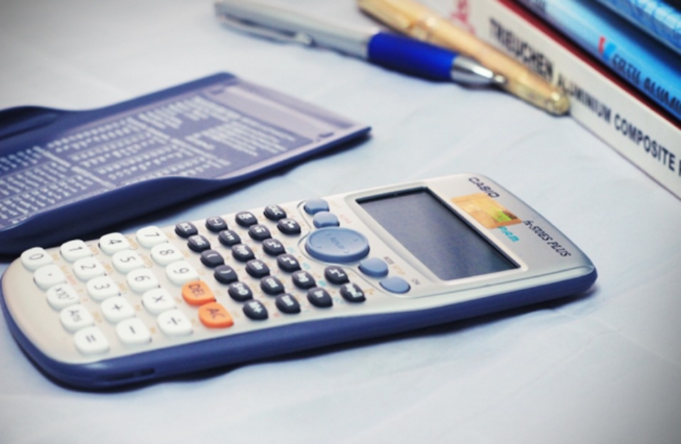 ki thi thpt quoc gia 2019 loai may tinh nao duoc mang vao phong thi