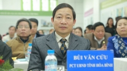hoa binh khai tru dang 2 can bo gian lan thi cu nam 2018
