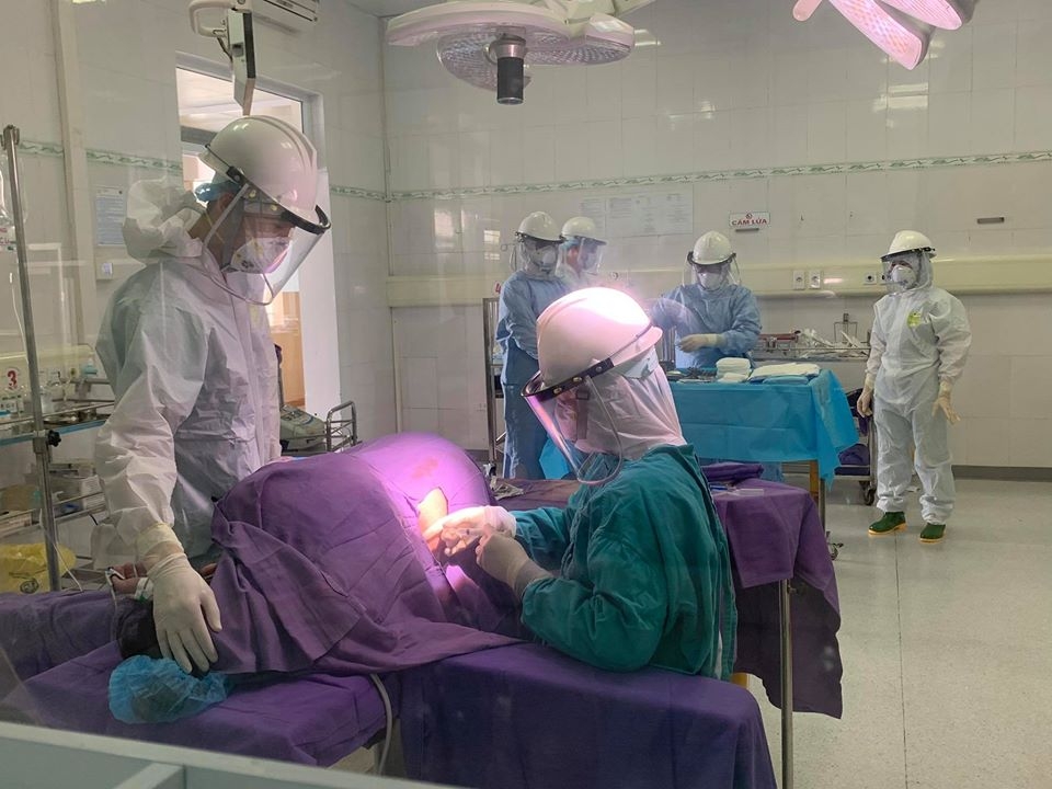 can canh cap song sinh chao doi trong phong cach ly covid 19