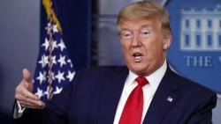 tong thong my donald trump tuyen bo dai dich covid 19 la tham hoa toan quoc