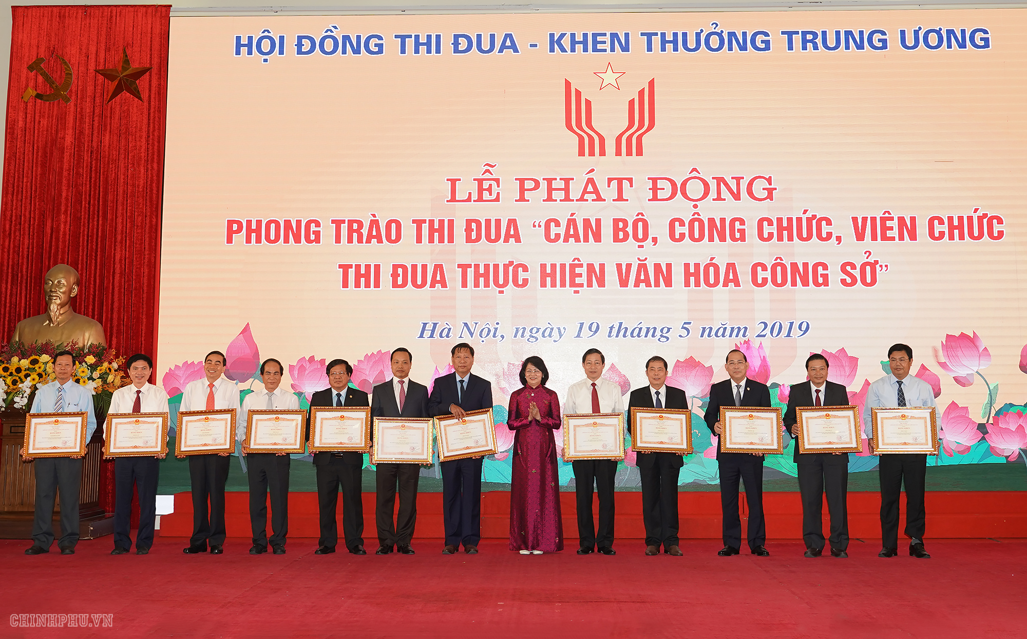 thu tuong can xoa bo ngay thu van hoa khong nhuc nhich